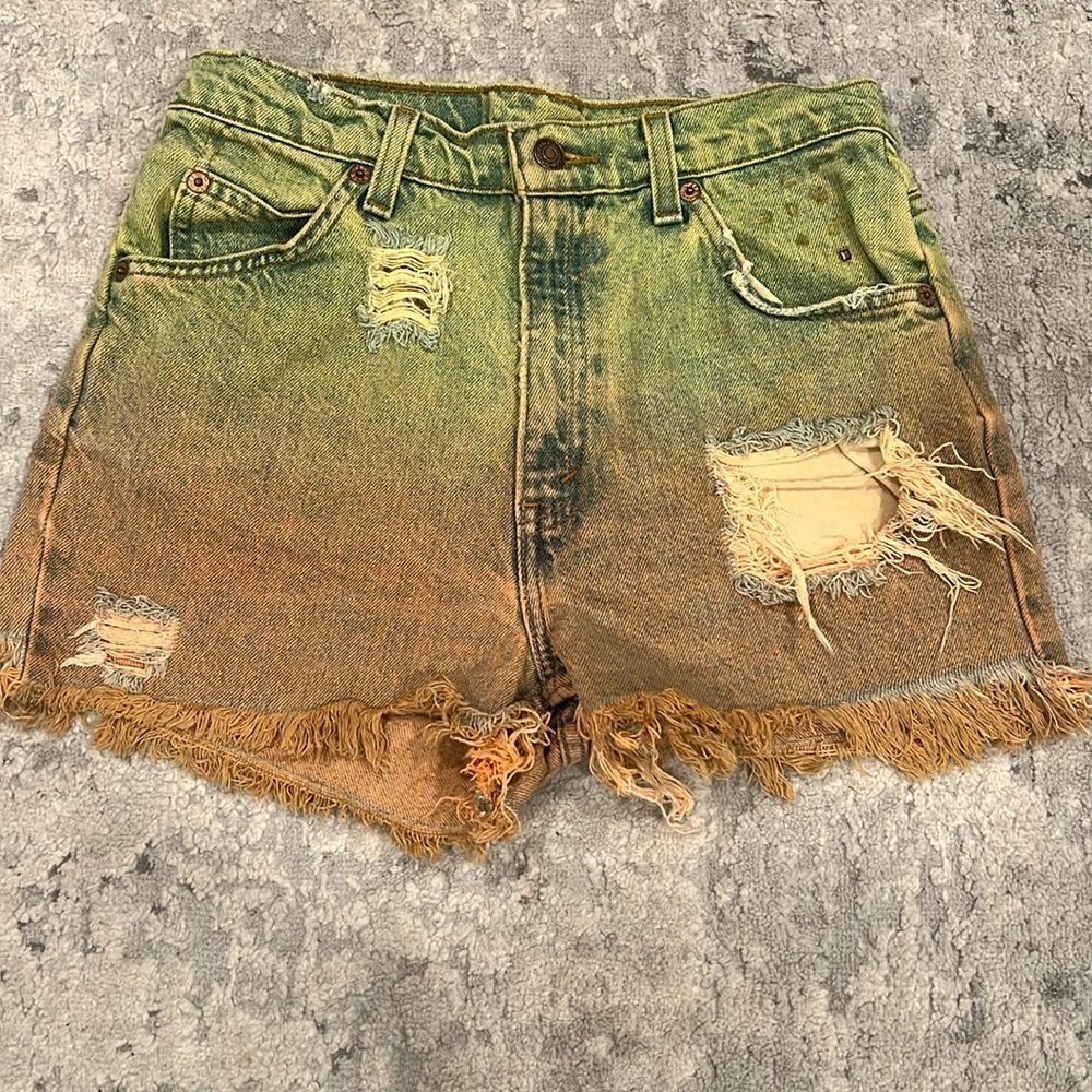 Levi Denim’s Customize Shorts Size 8